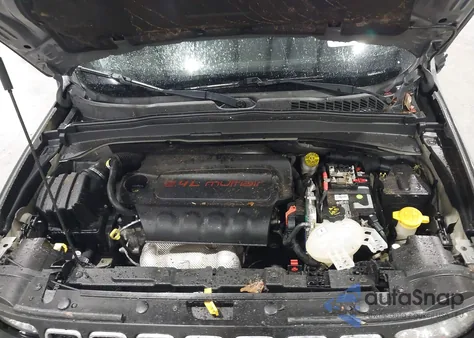 2019 Jeep Renegade Latitude Fwd из США, поврежденный, VIN ZACNJABB1KPK89519